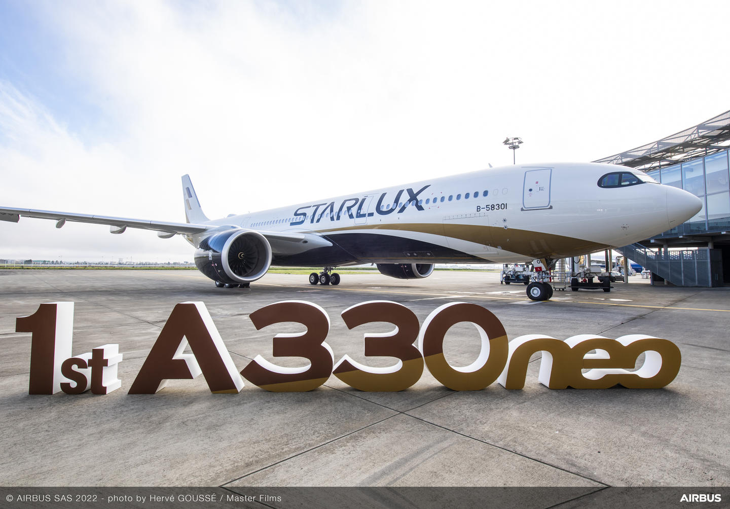 STARLUX launches widebody fleet with first A330neo | Airbus